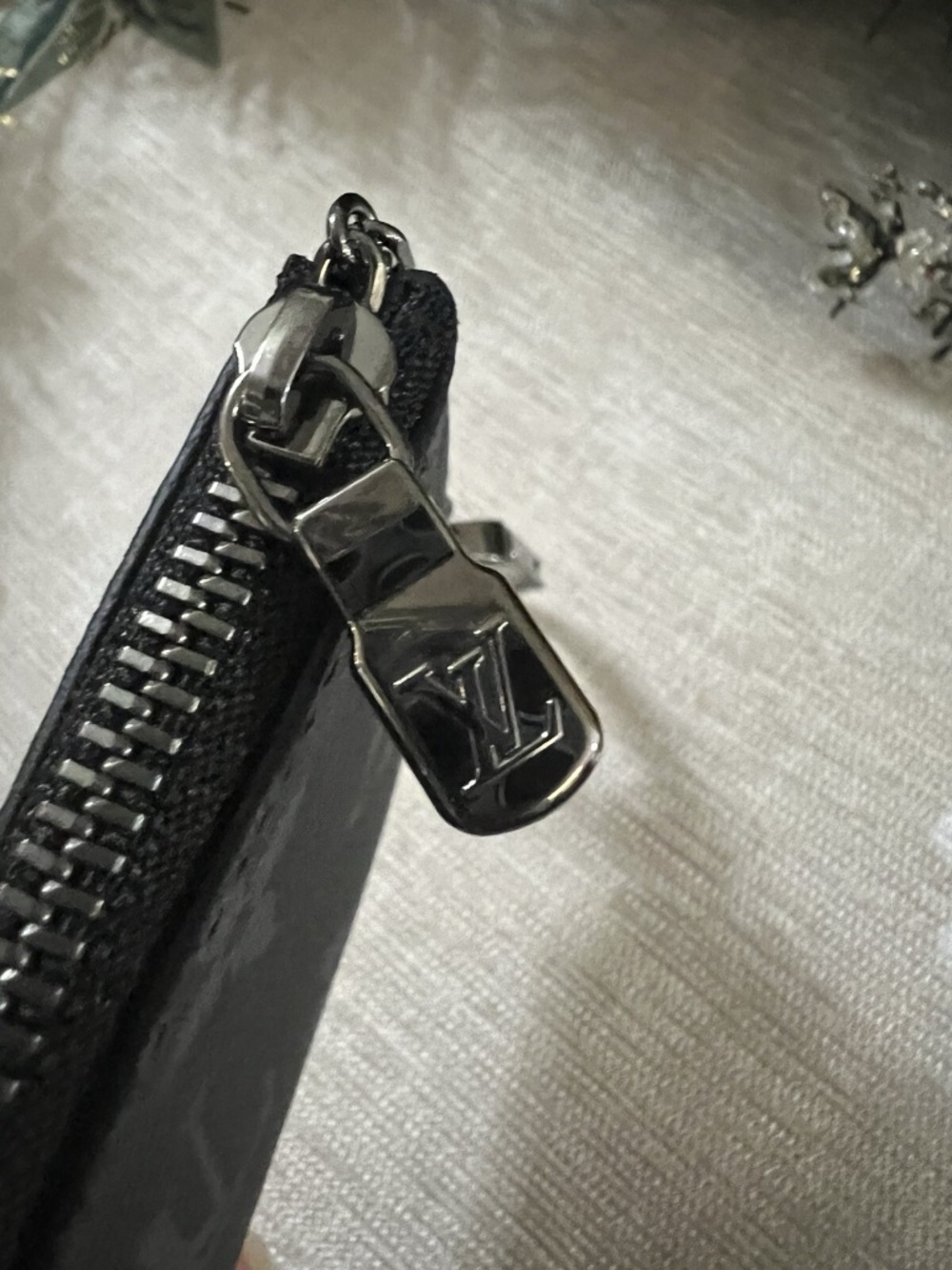 LOUIS VUITTON Pochette Cles Key Pouch Monogram Eclipse Reverse Purse Card Wallet - Picture 7 of 11